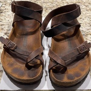 COPY - Birkenstock Yara